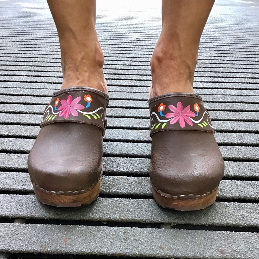 Pink Floral Brown Leather Clogs with Wooden Soles